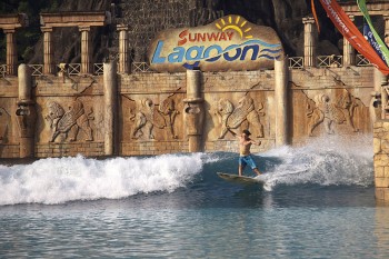 фото — Surfing very much!